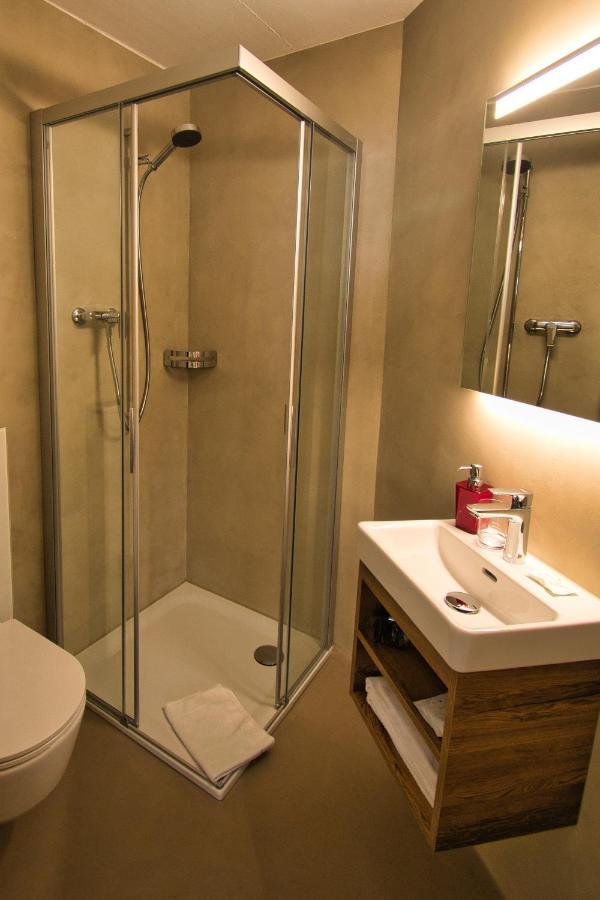 Triple Room,1333795553:JPEG